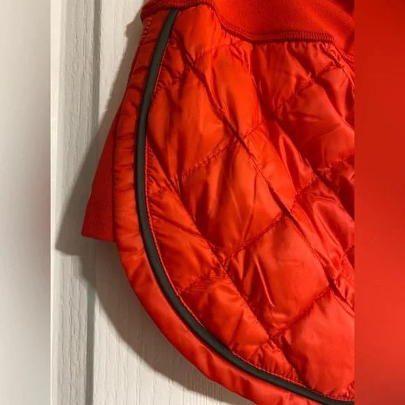 Lululemon Hot Cheeks Goose Down Wind & Water Resistant Quilted Mini Skirt Size 4 - Picture 11 of 16